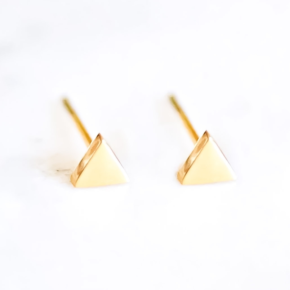 14k Gold Pyramid Stud Earrings - Picture 3 of 16